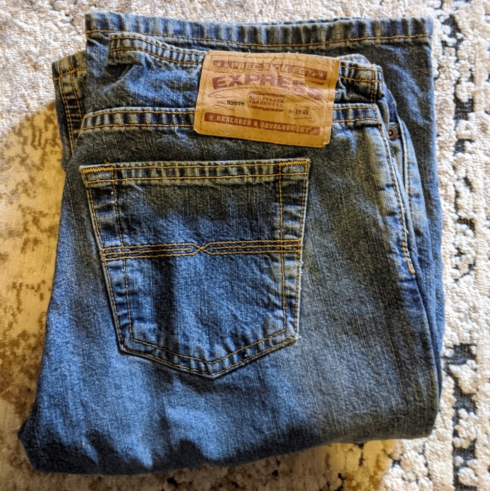 Jeans